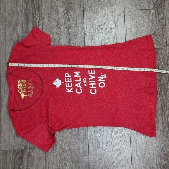 The Chive Red Keep Calm and Chive On Eh! T-Shirt Small - Picture 15 of 16